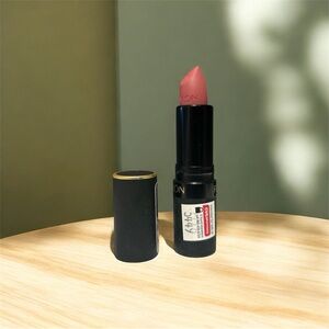 🍒 Revlon Super Lustrous Lipstick | Wild Thoughts